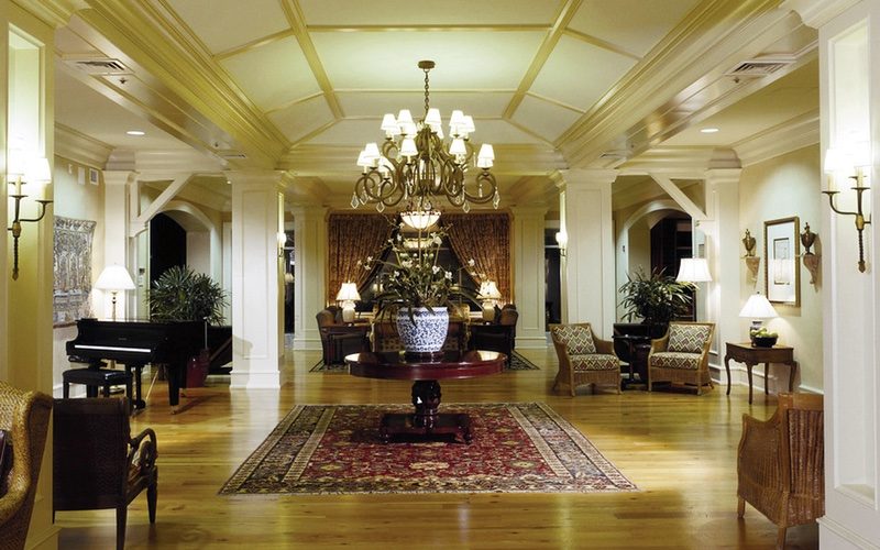 Inn & Club at Harbour Town lobby