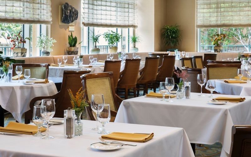Marina Inn dining